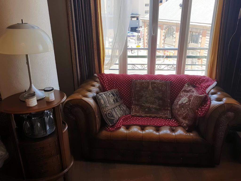 Grand Appartement Art Deco Plein Centre Face Gare Sncf Nice Exterior photo